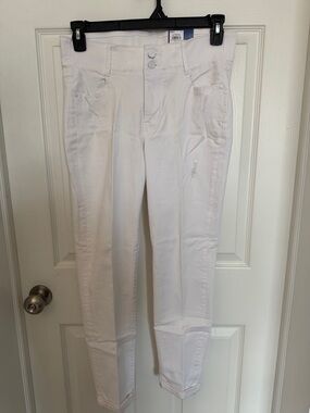 NWT Apt. 9 White Cropped Slim Ankle Jeans